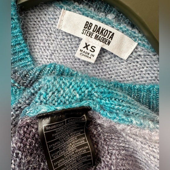 🛍️ BB Dakota Steve Madden New multi color sweater.Excellent condition. - Picture 2 of 5